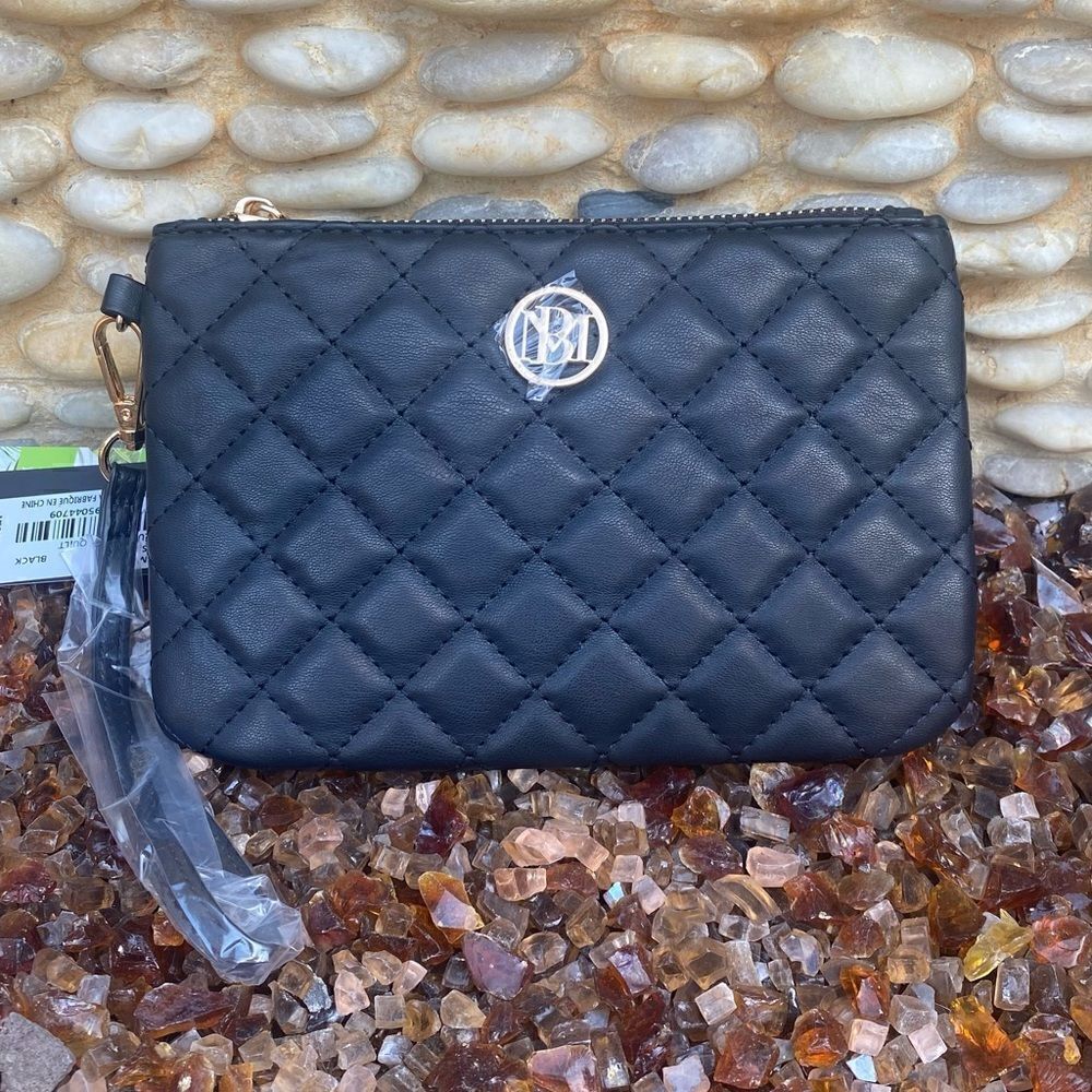 Studio Badgley Mischka Black Quilted Clutch/Wristlet. NWT